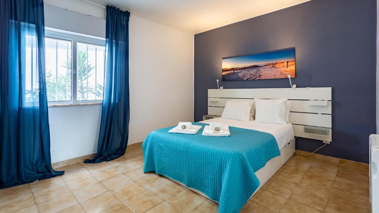 Charming Beachside Apartment W/ Pool By Lovelystay Albufeira Exteriör bild